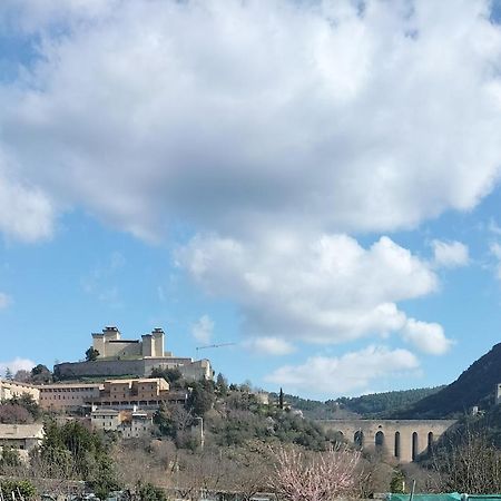 Appartamento Di Via Refini Spoleto Exterior photo